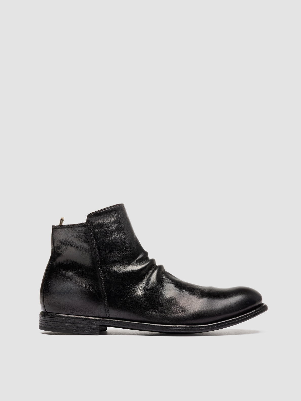 CHRONICLE/158 PATINA IGNIS T. CAVIAR/SUPERNERO