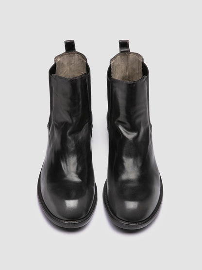 DIARY/007 PATINA NOVAK T. CAVIAR/SUPERNERO