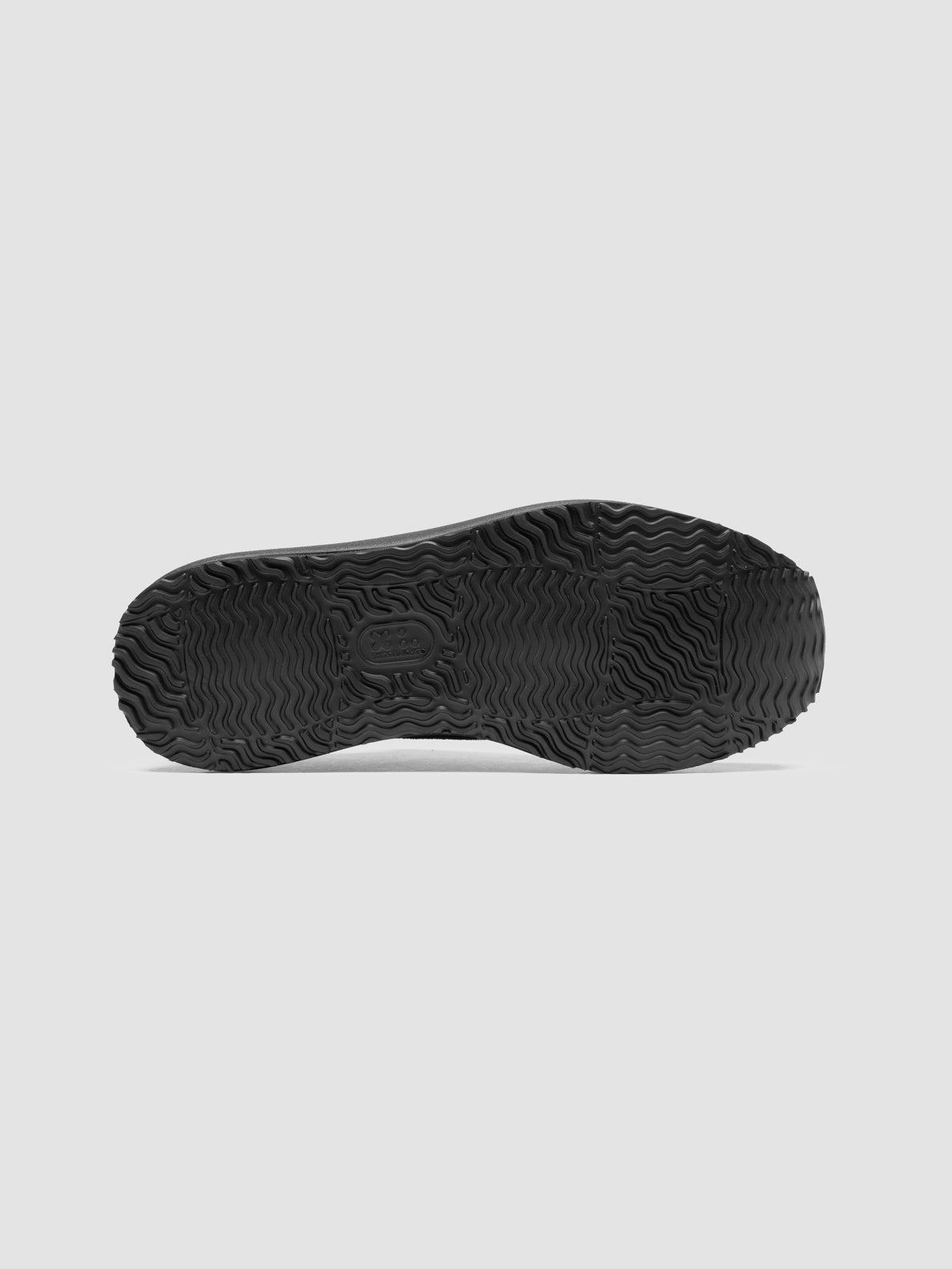 FORM/002 LIGHT CACHEMIRE TONAL NERO