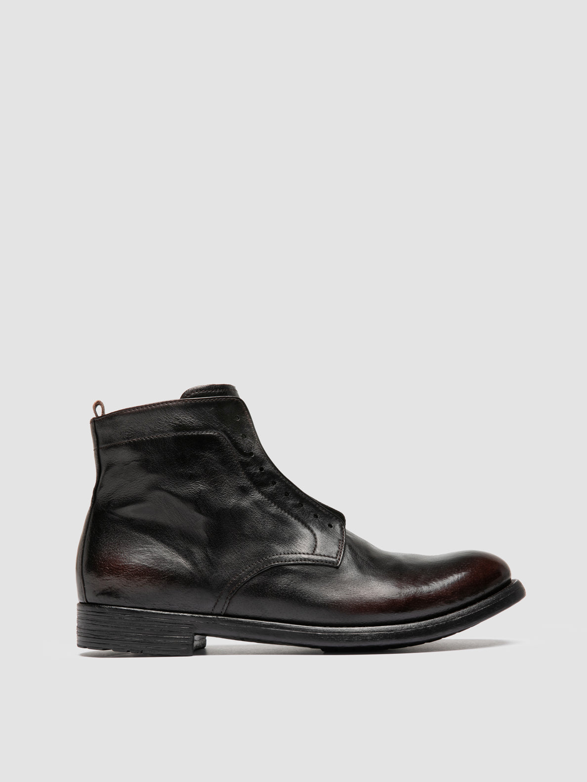 HIVE/002 PATINA IGNIS T. OTTO/SUPERNERO
