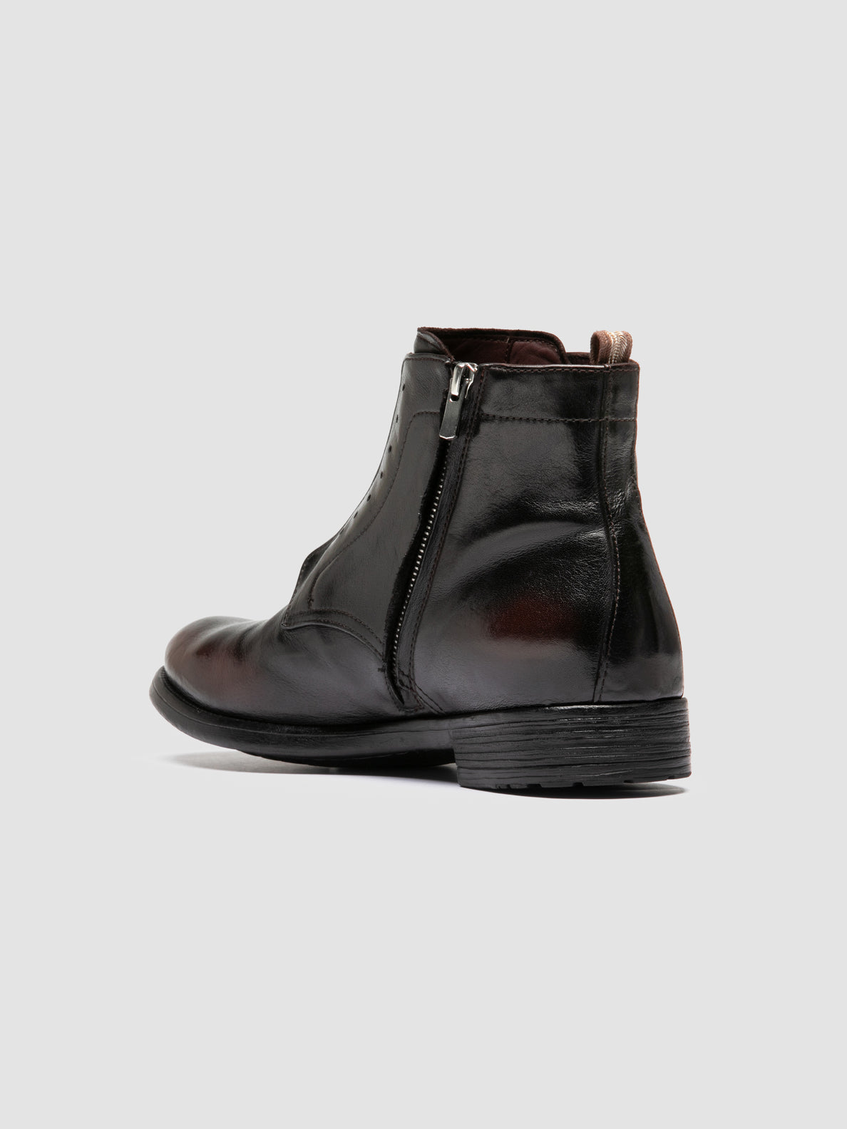 HIVE/002 PATINA IGNIS T. OTTO/SUPERNERO