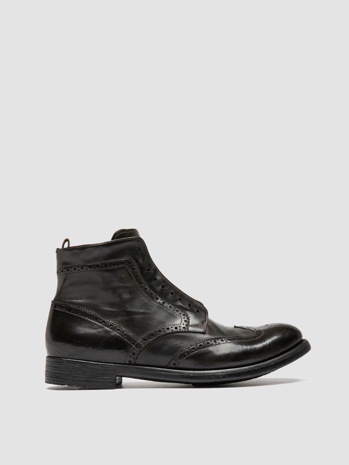 HIVE/013 IGNIS T. PLUMBEO