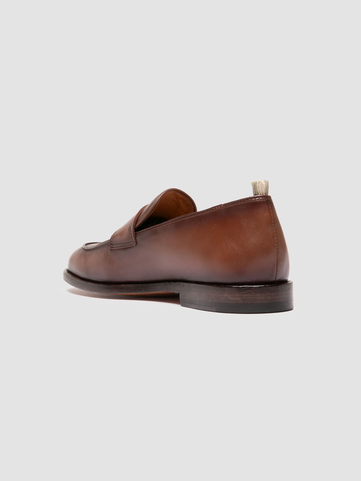 OPERA/001 AERO BUTTERO NAPPA TOSCANELLO
