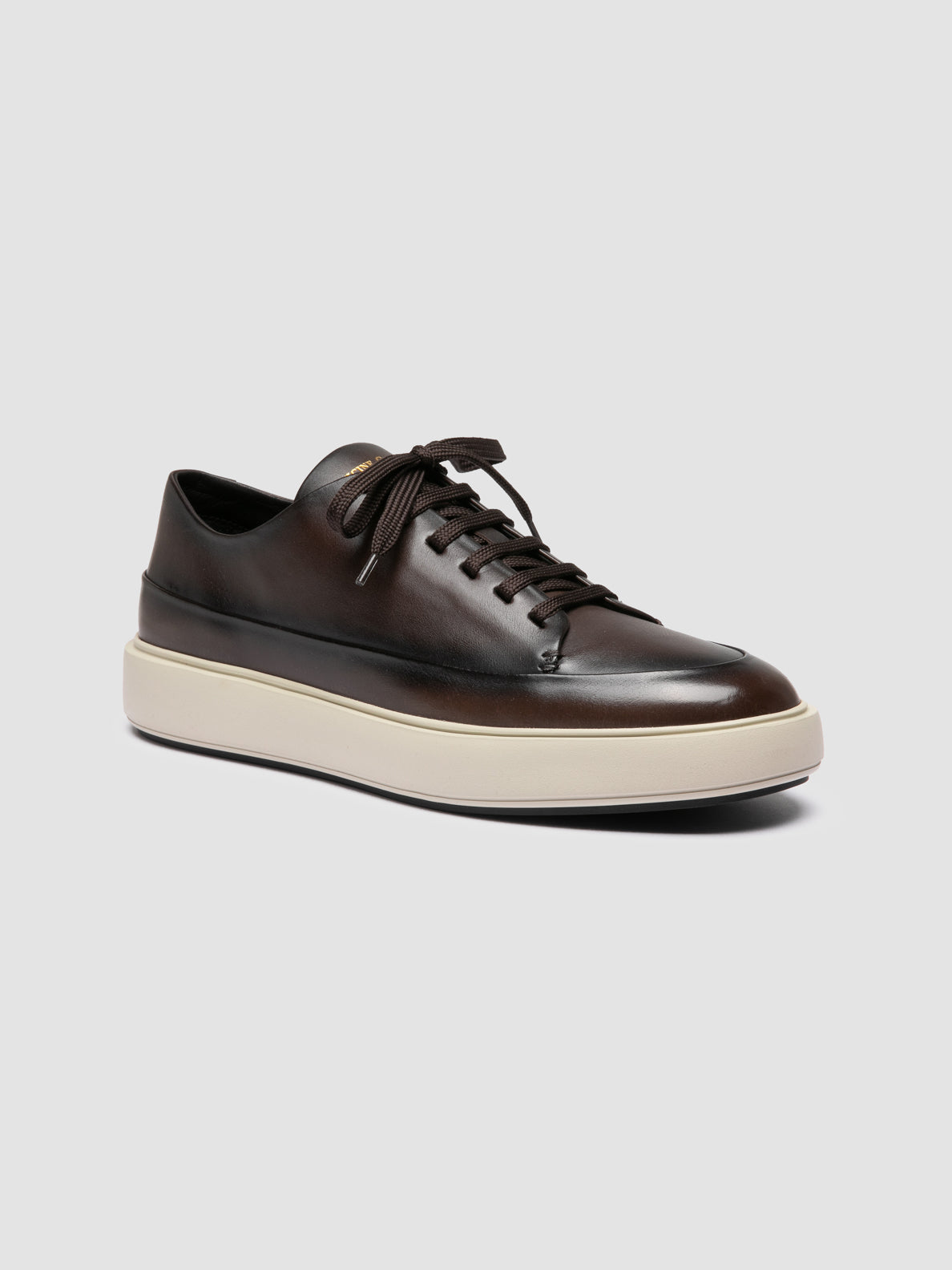 RELEASE/001 AERO BUTTERO NAPPA MORO_F.DO AVORIO/N