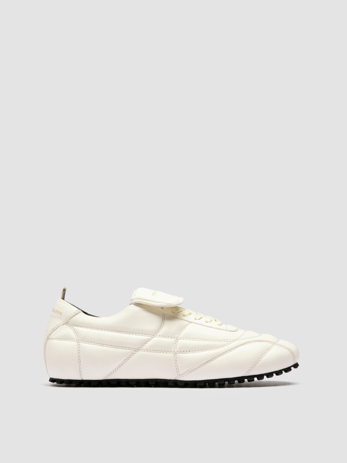 STRIKER/001 SOHO BIANCO_F.DO NERO