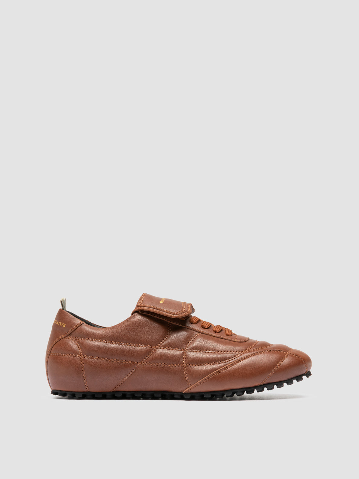 STRIKER/001 SOHO HOT BROWN_F.DO NERO