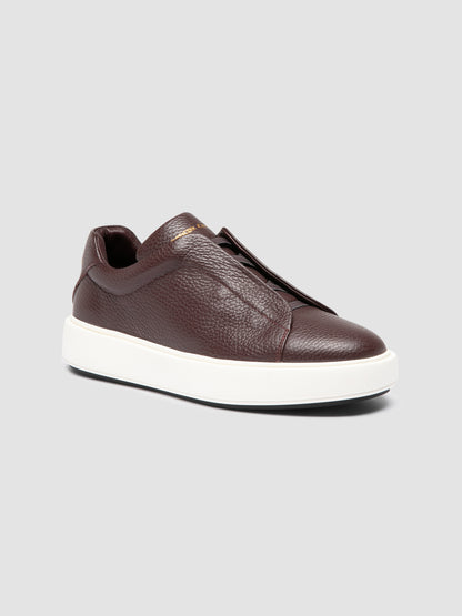 SLOUCH/102 MUFLONE BURGUNDY - F.DO OFF WHITE/N