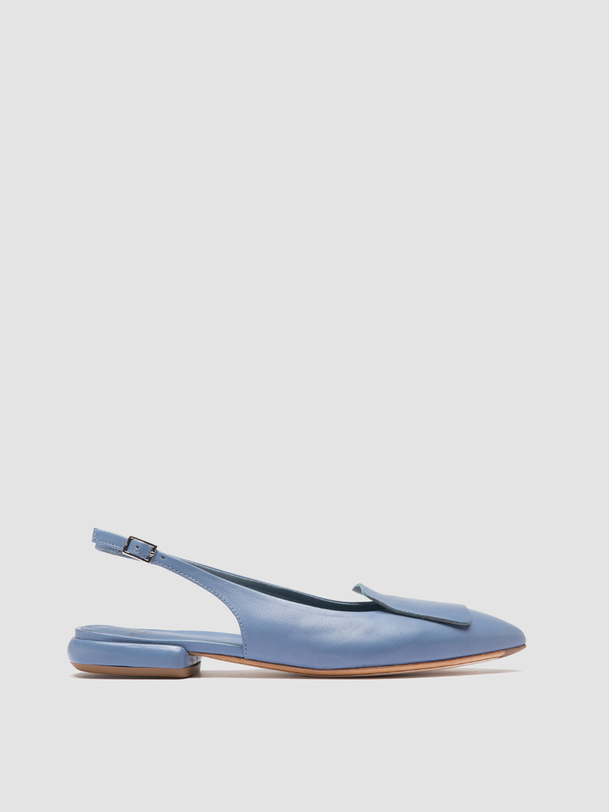 SUE/007 BUTTERO NAPPA ELEMENTAL BLUE