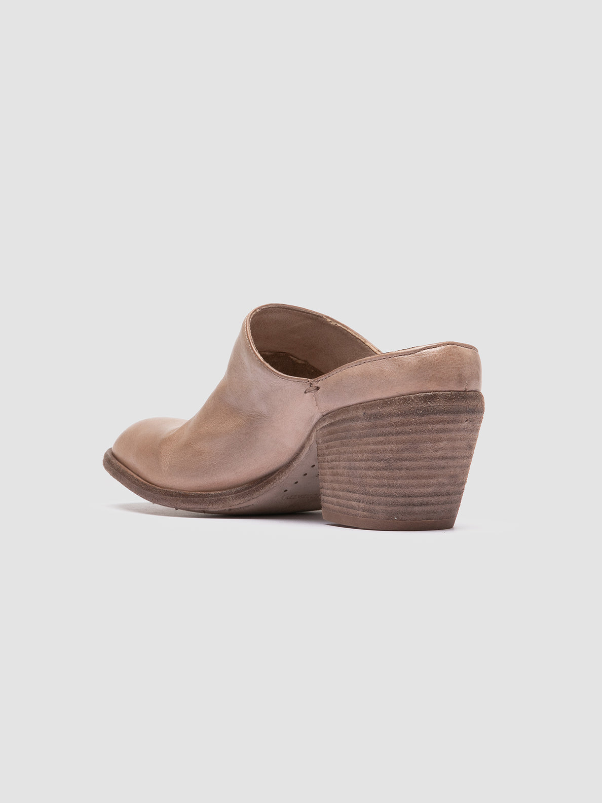 SYDNE 012/S IGNIS T. HUMUS