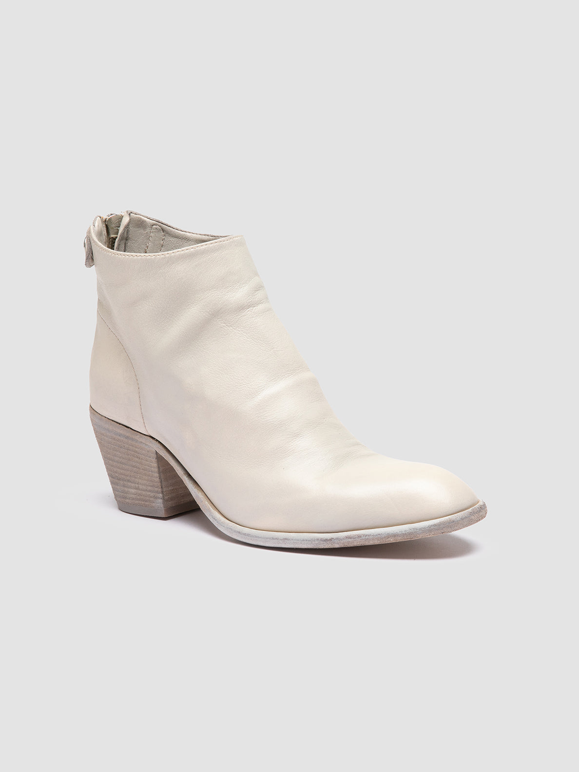 SYDNE 014/S IGNIS T. NEBBIA