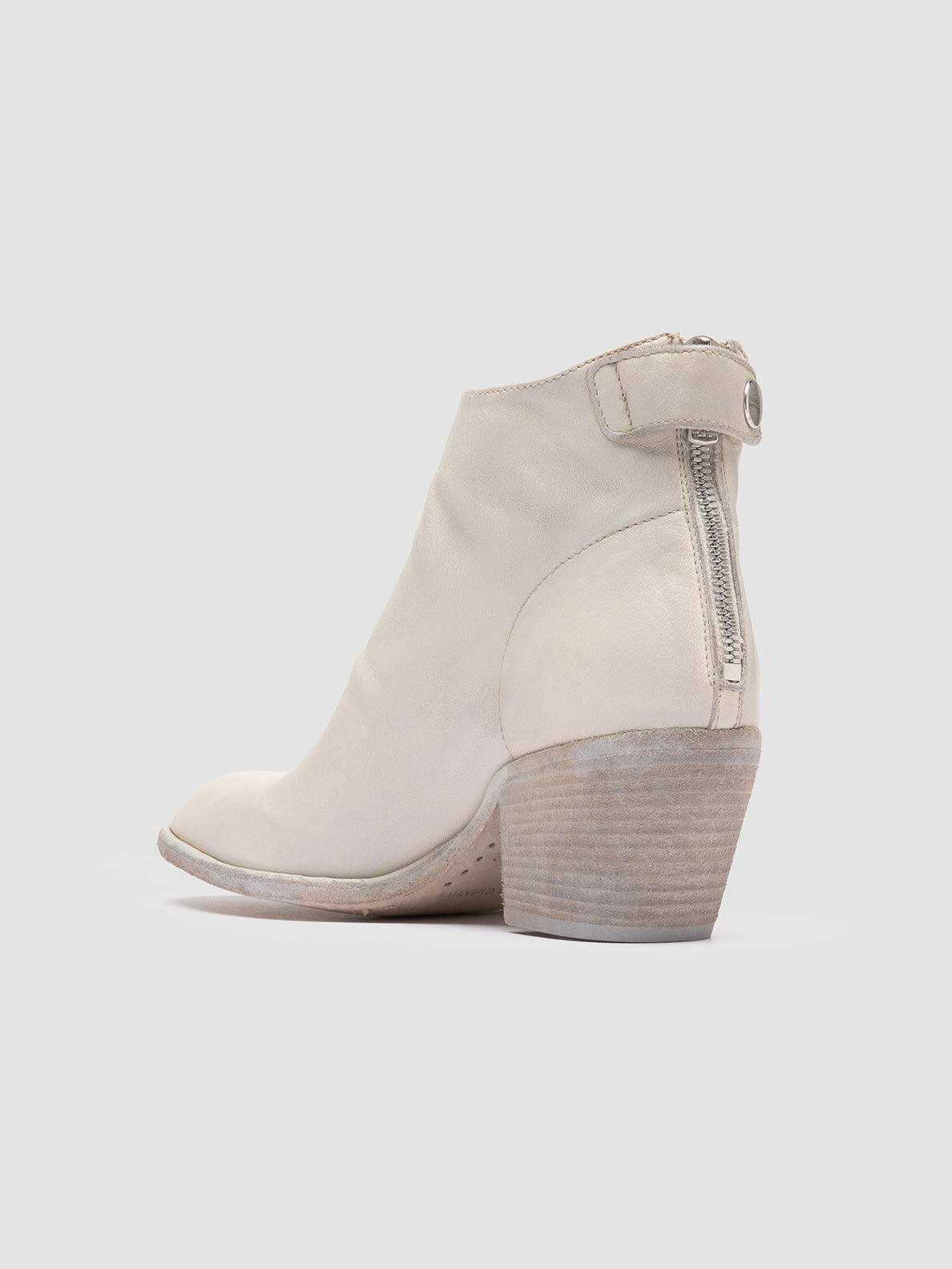 SYDNE 014/S IGNIS T. NEBBIA