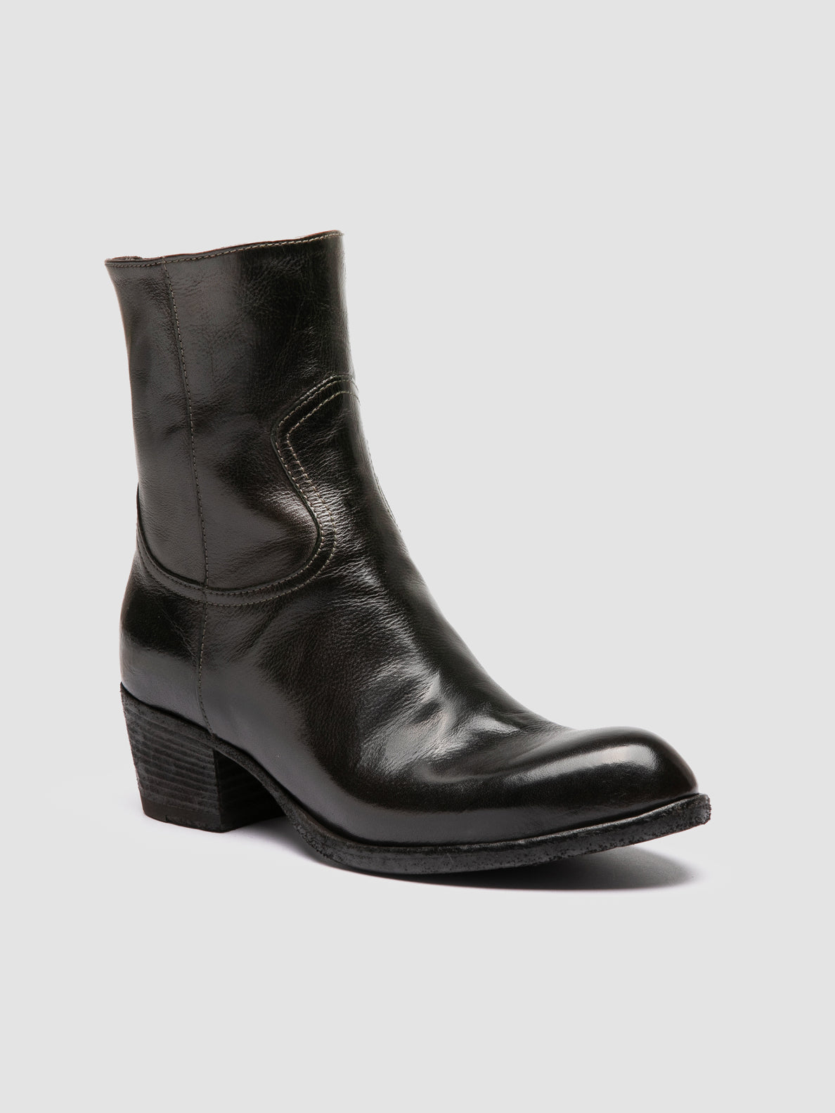 WADE/003 IGNIS T. PLUMBEO