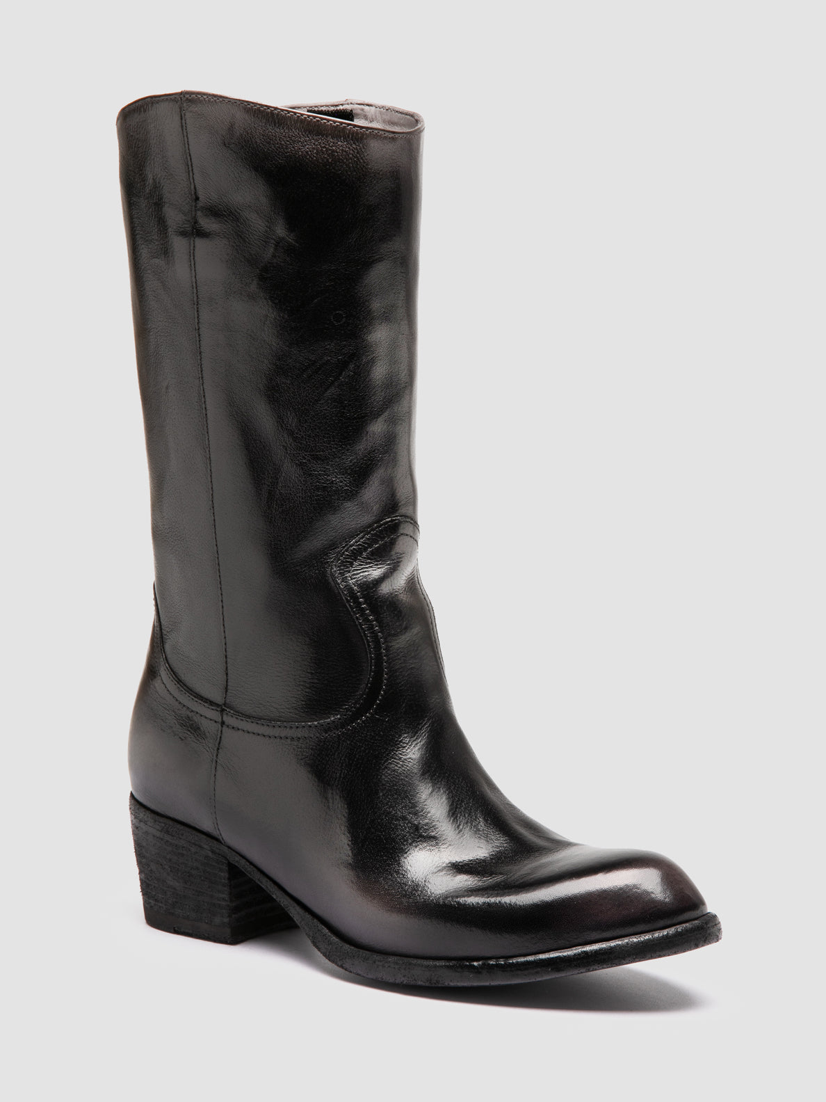 WADE/004 RUBOFF IGNIS T. CAVIAR/SUPERNERO