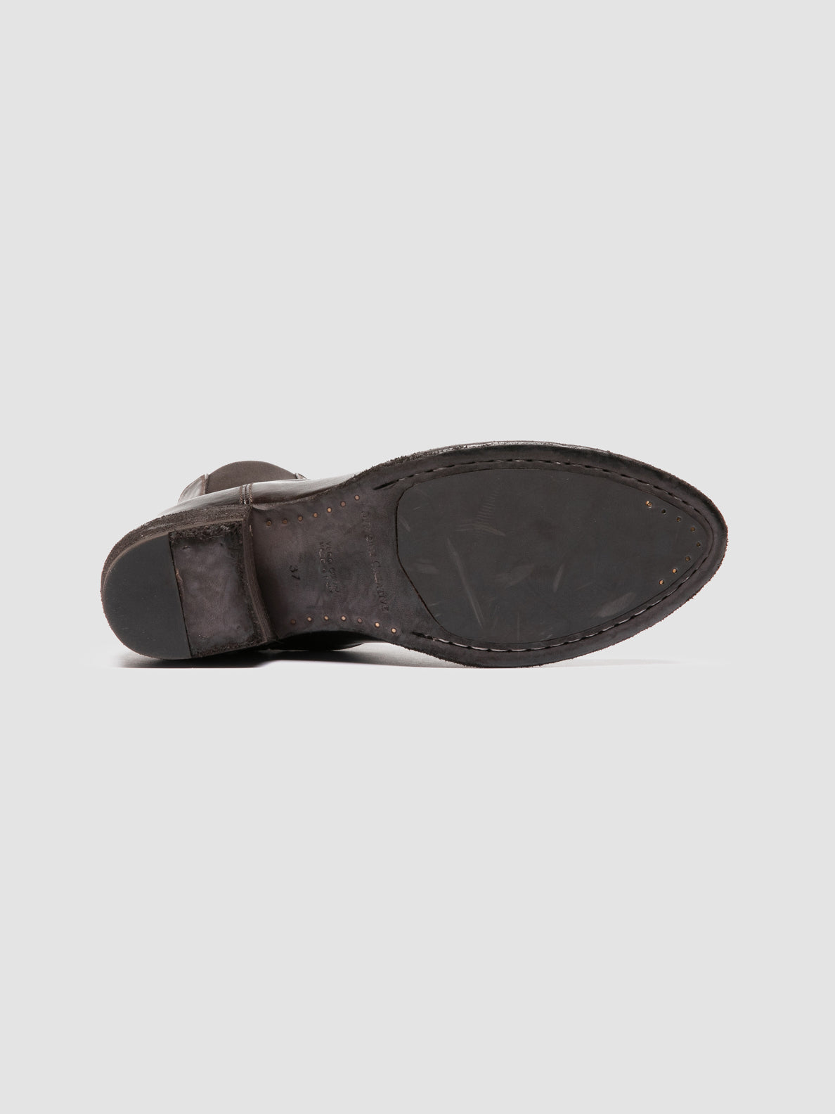 WADE/005 IGNIS T. EBANO