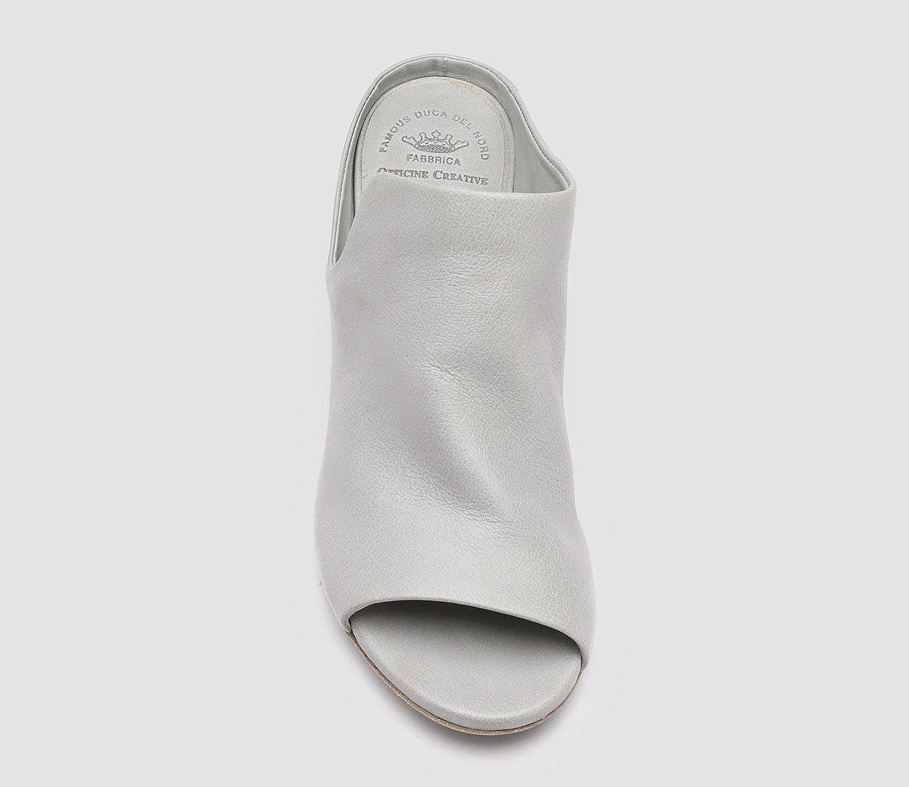 ADELE/003 CERVO SMOKE GREY