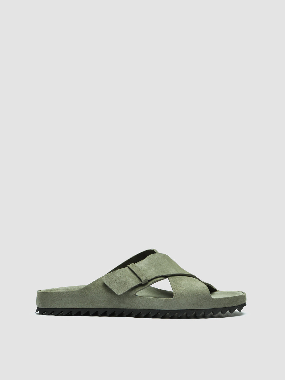 AGORA'/003 OLIVER MILITARY OLIVE