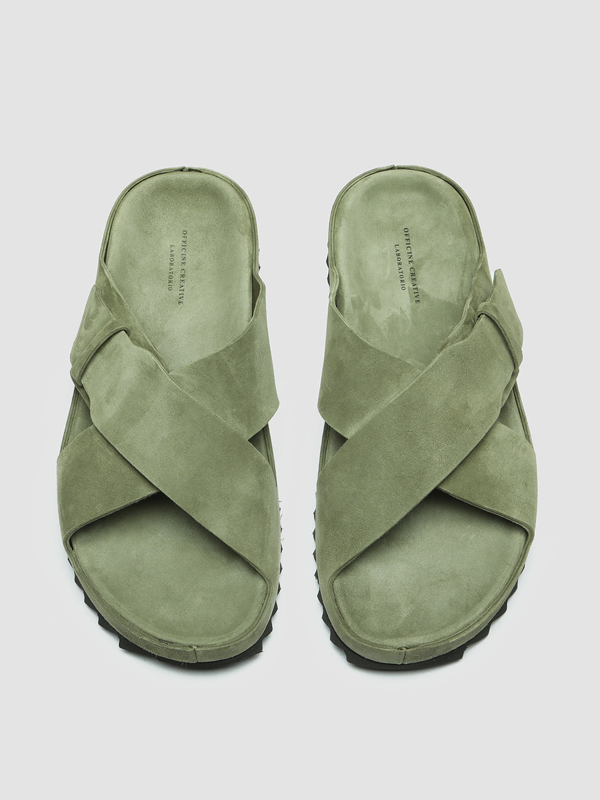 AGORA'/003 OLIVER MILITARY OLIVE
