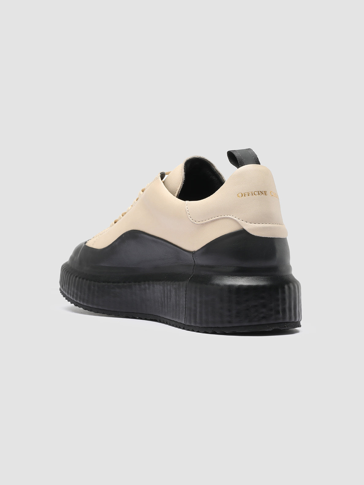 ARRAN/019 BUTTERO NAPPA NERO/OAT MILK