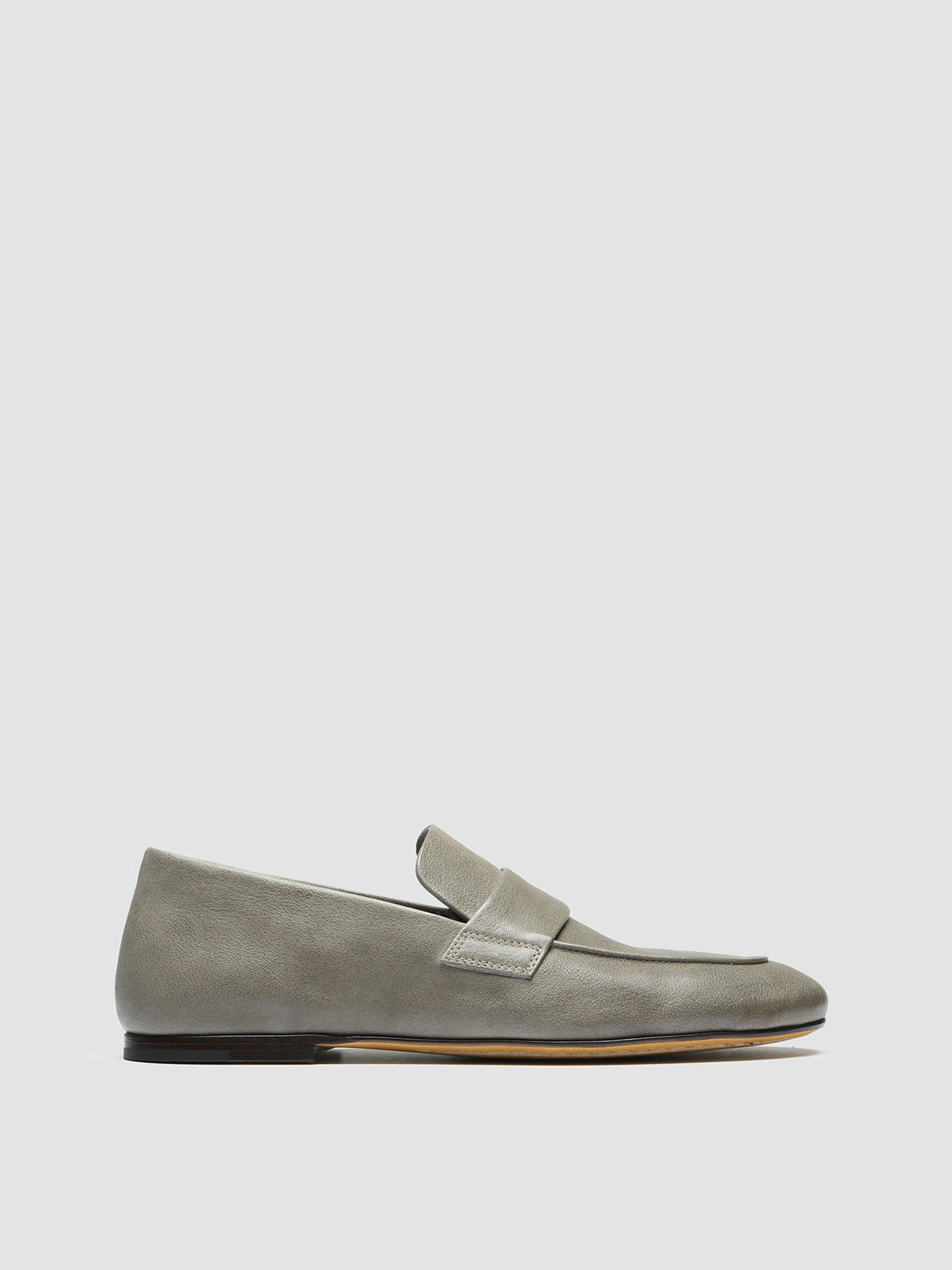 BLAIR/001 IGNIS PIGEON